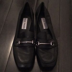 Loafers with small heel